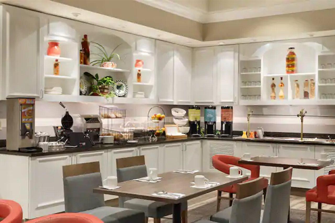 Hilton Garden Inn Итака Экстерьер фото